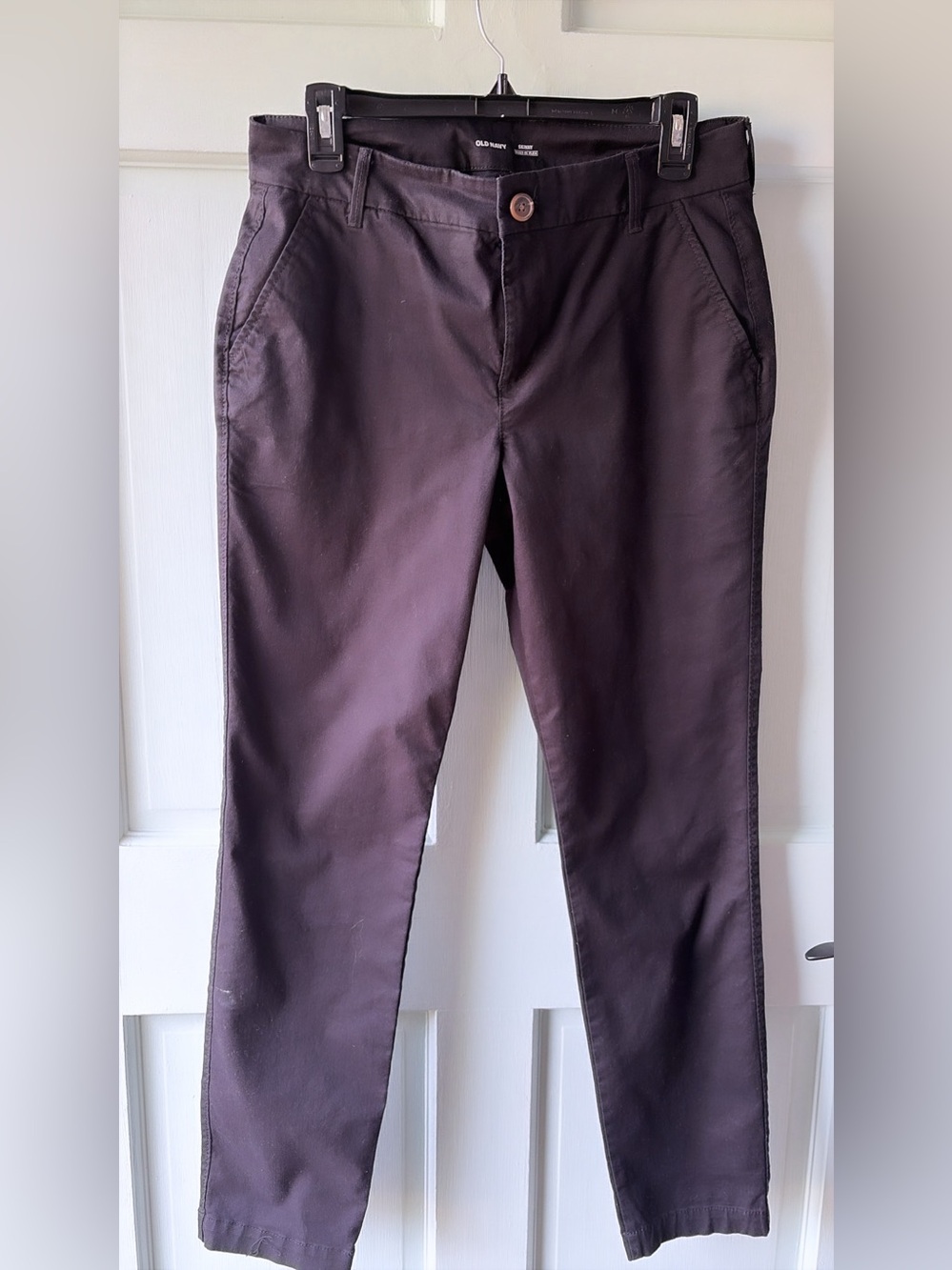 Womenโs Slim Fit Cotton Pants - Black